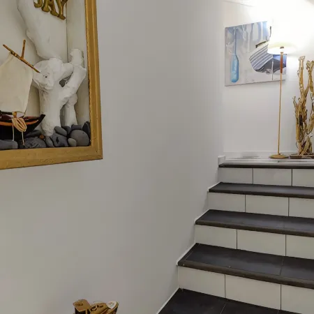 ATTIC BAY WOLF CHAMBER