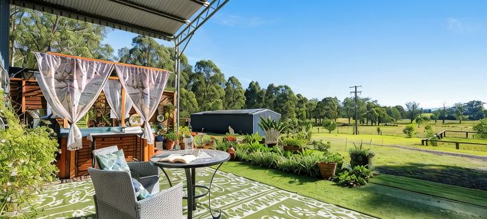 The Studio Retreat perfect for a quiet romantic break. Pet friendly, hot tub. Hotels in Cessnock