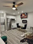 Mid-Town Cottage ~ Cozy Retreat