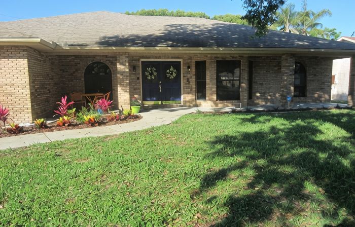 The perfect home base for exploring Florida! 3BR, 2BA executive home with Pool