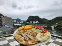 Cat Ba Seoul 2 Hotel & Apartment - Breakfast