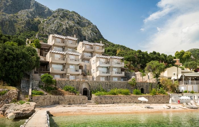 Glyfa Beach Villas