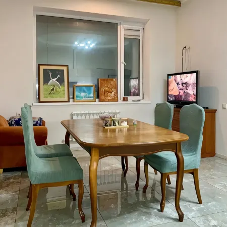 Poluj Living quarters