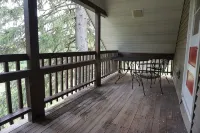 Backyard Trails and Lake Hayward with Canoe! - Chalets