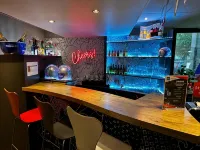 โรงแรมไอบิส ปารีส แซ็ง-เดนิส สเตดซูด - ที่มีบาร์