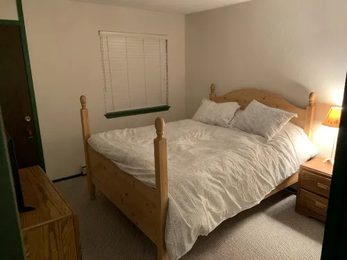 Great True Ski-in/Ski-Out condo next to Giant Steps Lodge and Tubing Hill.