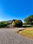 New! The Sanctuary House w/mountain view sleeps 14 - Boutique