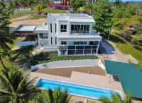 Javiellie Luxury Villa - Pools