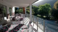 Old Mill Lodge, Seasonal Working Ostrich Farm & Restaurant, Oudtshoorn - breakfast