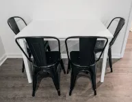Quiet 2BD rental with mountain views close to JCMC - 3-Star