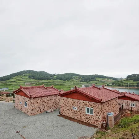Wando Cheongsando Healing House Pension