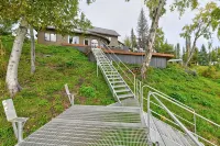 Spectacular Home on the Kenai River - 5-Star