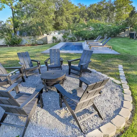 Peaceful 3Br, Private Pool & Marsh Views Minutes from Charleston & Beaches Hotels in Berkeley County