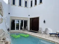 Welcome to Sandy Bridge Luxury Beachfront Home - Luxury