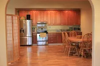 Beautiful Downstairs Studio for rent - 3 Sao