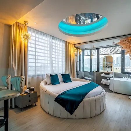 MIDAS HOTEL Отели рядом с достопримечательностью «Университет иностранных языков и вычислений Хуфлит»