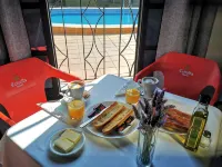 Hostal Castellverd - Breakfast
