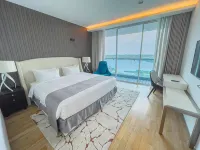 UH FLAT HOTELS & RESORTS PINETREE - breakfast