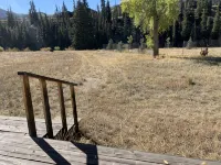 Cabin on the Rio Grande River with private fishing right outside your door - Chalets