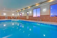 Holiday Inn Express YORKTON EAST by IHG - Pools