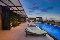 Sarovar Portico Pathankot - Pools