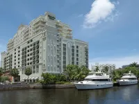 Riverside Hotel Hotels near Pier 66 Marina