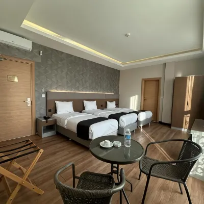Niconya Port Suite&Hotel Hotels near Bahcelievler