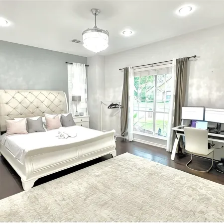 Luxurious Retreat:Heated Pool, Hot Tub Media R, Minutes from Universal Kids Park