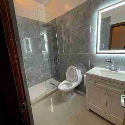 Charming 1-bedroom apartment in welcoming Tortola with WiFi, AC Rooms