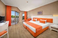 Sueno Hotels Beach Side - parking