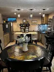 Private 2 BR Lower-Level Retreat Woods & Wildlife, within 10 min of Wis Dells - 民宿