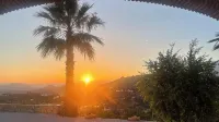 Andalusian detached villa with pool, sea & mountain views, and stunning sunsets - Mountain view