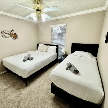 Keller Charm-Near Bear Creek Park & Stadiums,Pool