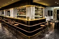 The Deutz, a Tribute Portfolio Hotel by Marriott - bar