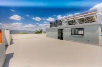 Bright Hotel and apartement