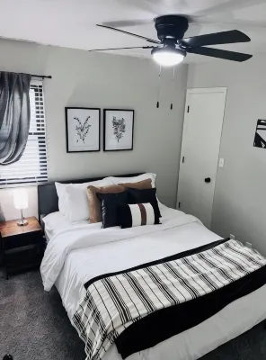New Remodel 3BD/2Bath Weekly/Monthly Discounts available