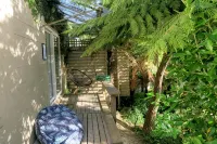 The Gully Hideaway apartment