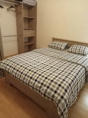 Lovely House with Private Parking/Covered Terrace Close to Beaches and Amenities. - Wi-Fi