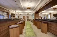 Premier Inn Passau Weisser Hase - parking