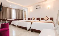 White Rose Hotel - Parkplatz