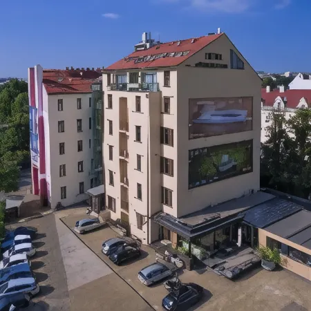 Absolutum Wellness Hotel Отели рядом с достопримечательностью «Прага 07»