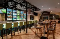 St. Kitts Marriott Beach Resort, Casino & Spa - bar