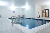 Bluemont Hotel - Pools