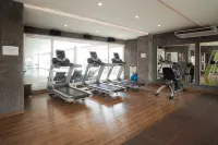 Casa Reina Apartments Gulberg III (Apt 105) - Condos