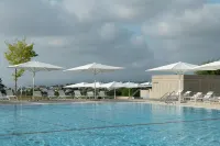 Elma Hotel and Art Complex - Pool