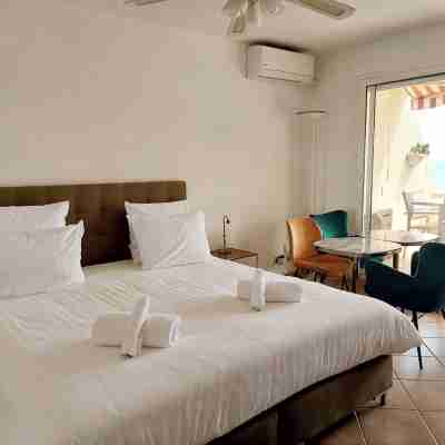 Exceptional Sea View 250m+ Terrace 25m² +  Beds + Pool + Solarium Rooms