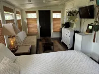 Historic Downtown Sanford Sunshine Cottage with Tree Top Suite! - 2-Star
