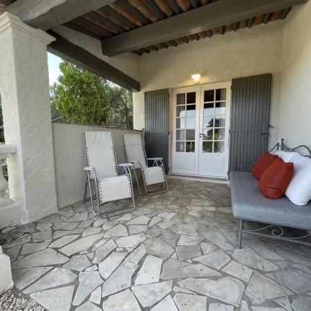 Exklusives Ferienhaus mit Meerblick in Sainte Maxime