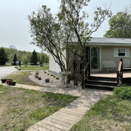 Cozy Place w/Rustic Bunk house ORV Trail at end of driveway Sleeps 8-10