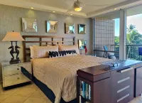 Newly Redecorated Ocean Front Condo - Private Pools